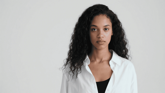 How to Clean and Style Curly Wigs Like a Pro